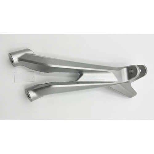 ARKA SAĞ YOLCU BASAMAK BRAKETİ SRK 125 R